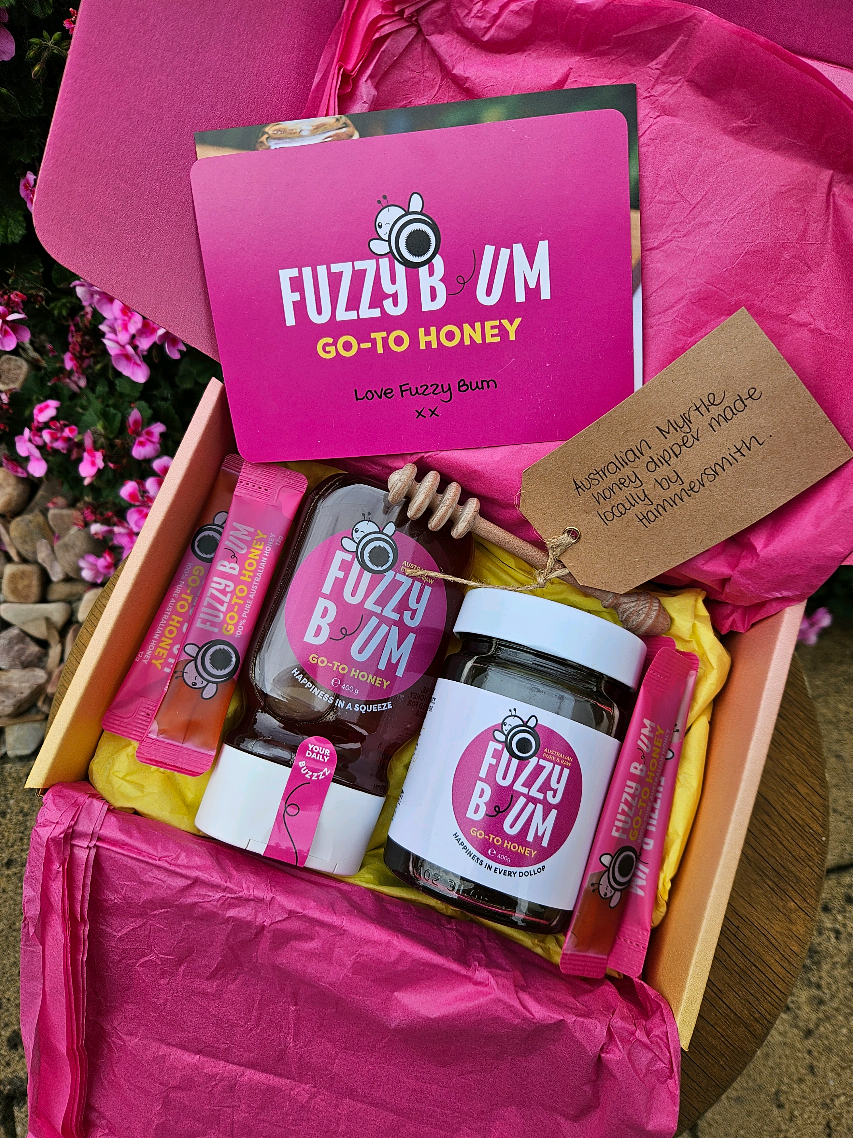 This might be my new favourite honey! I just discovered Fuzzy Bum honey thanks to this beautiful pack they sent me. They are 100%  pure Australian natural honey. They own and manage 9000 hives across Australia and look after the entire process from hive health to harvesting and packaging. Every jar is traceable back to the hive. Their honey is as close to its natural state with minimum processing.  As for the taste I find myself really liking it.  Try it for yourself! Use my discount code: LING for free shipping on www.fuzzybum.com.au Available at Drakes, Foodland, Tony & Marks and select independent grocers @fuzzybumhoney  #ad #gifted #FuzzyBumHoney #HappyBeesHappyHoney #australianmade 