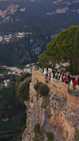 Nosso casamento em #ravello #villacimbrone 🩷