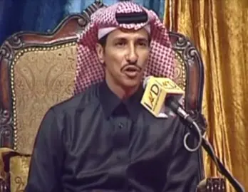 ماني في حبك كذوبٍ ودجاّل  ‏ولاني على بُعدك قليل الحسايف  ‏ضاميك وأحبك ولي منك الّلال  ‏وأبيك وأرقى في هواك النوايف  ‏وأنت تطاوع بي حسودٍ وعذّال  ‏ماتدري إنك غير كل الولايف #foryou #fyp #نايف_صقر 