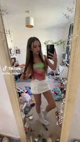 @𝐀𝐋𝐋𝐈𝐄ꨄ 