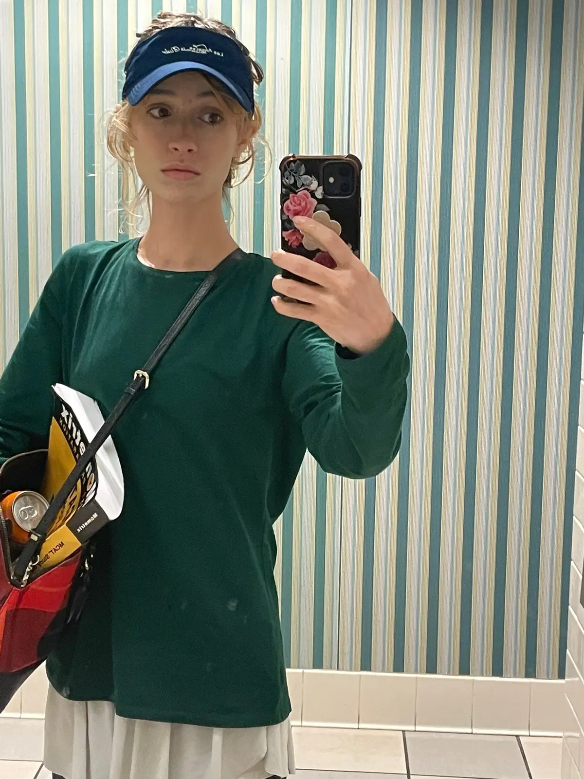 I matched the wall so this is my iPhone photoshoot in the barns and Nobels bathroom. My outfit was ugly as fuck but I matched the walls :) #fypシ #photography #selfie #basic #preppy 