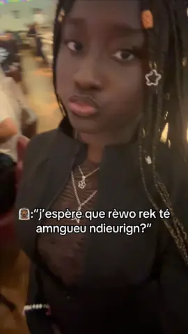 Mais vous. Ça vous plait? Ne me sortez pas? #221🇸🇳 #senegalaise_tik_tok #🇸🇳 #marieetmomo 