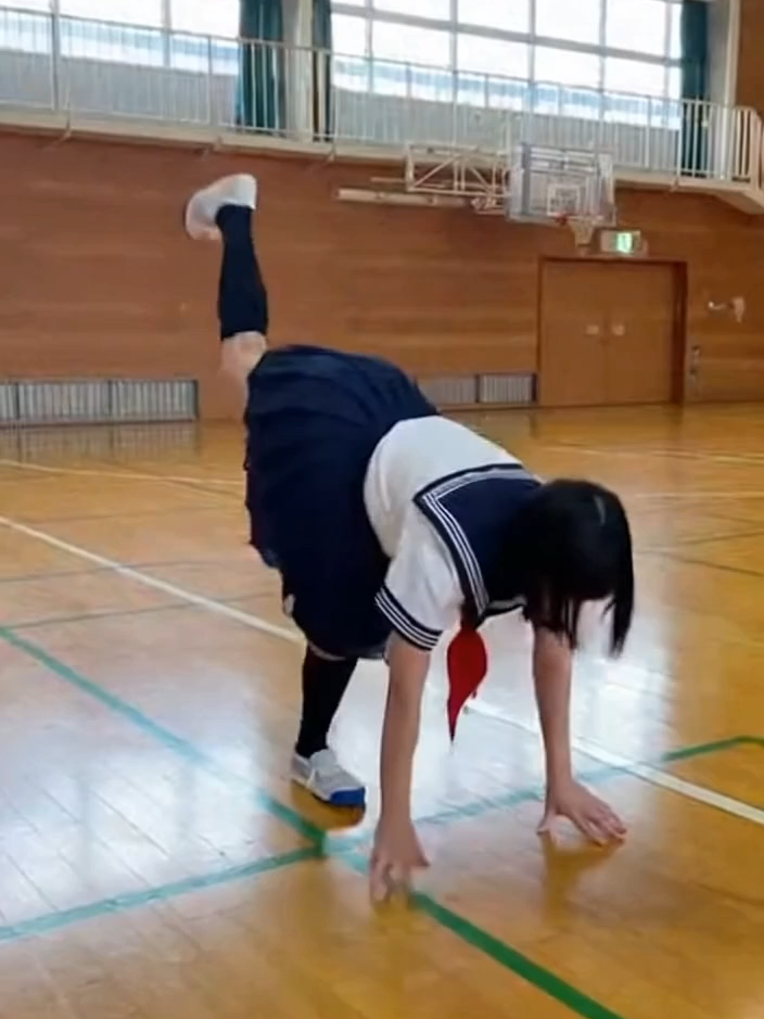 JK倒立2 #JK #倒立 #