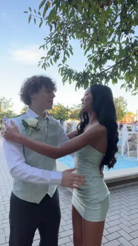 happy hoco 25’ #ilovemybf #hoco @jãċob 