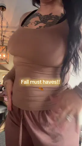 IM IN LOVE 😍  @PUMIEY #fyp #set #viral #fall #comfy 