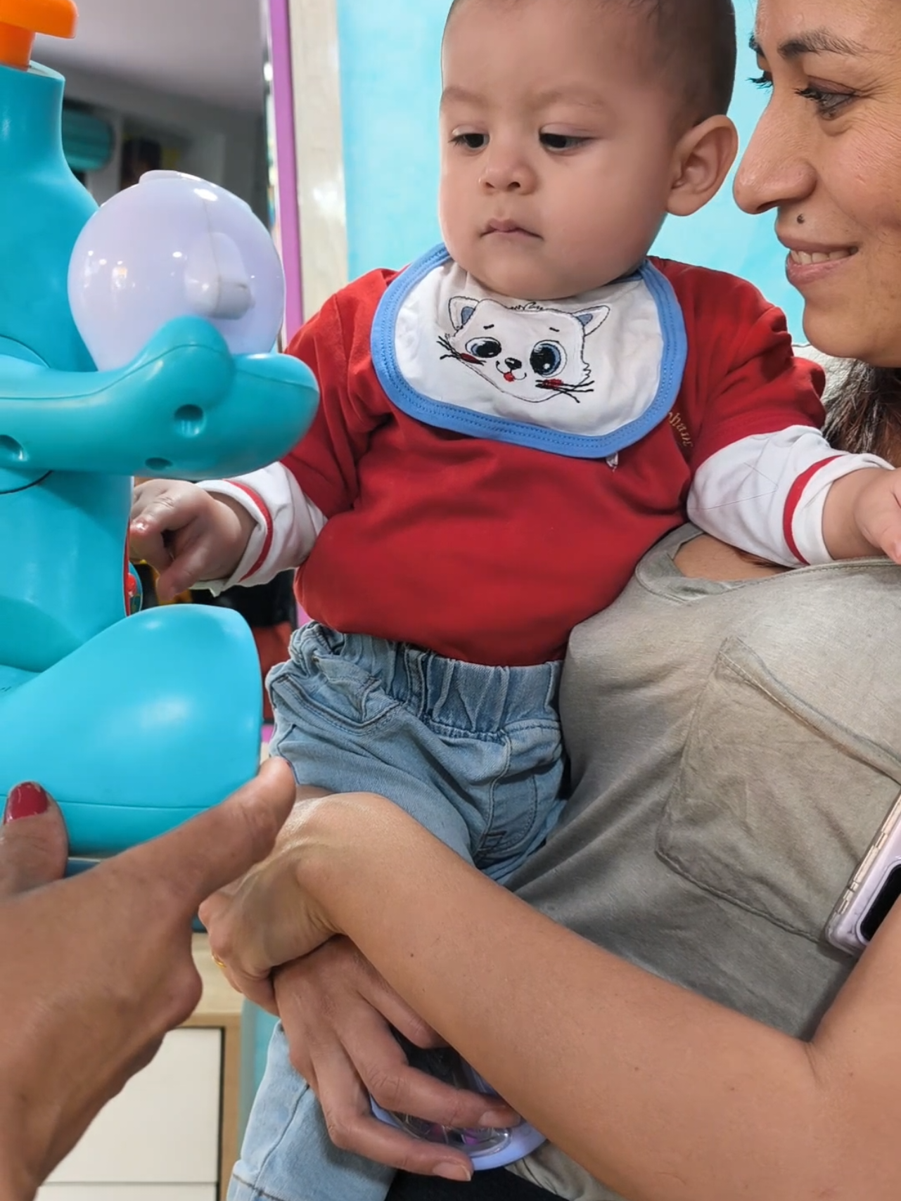 El primer corte de Bastián fue pura ternura ✨ En PeluKids, cada momento se convierte en recuerdo 💖 #Arequipa #primercortedecabello👶🏻🥰 #peluquerianiños #fyp 