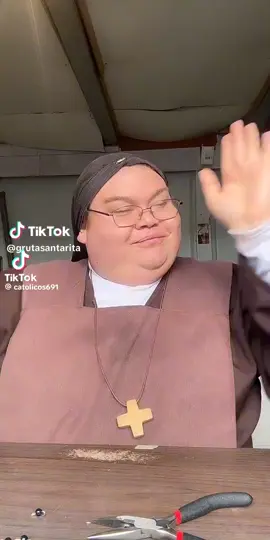 queridos hermanos....El que esté libre de pecado que lance la primera piedra 