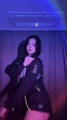 이번에 안 뜨묜 나̆̈ 걍 틱접 할겨…#추천 #쿠르미 #에이설마해시태그하나했는데추천띄워주겠어 #여고생 #교복 