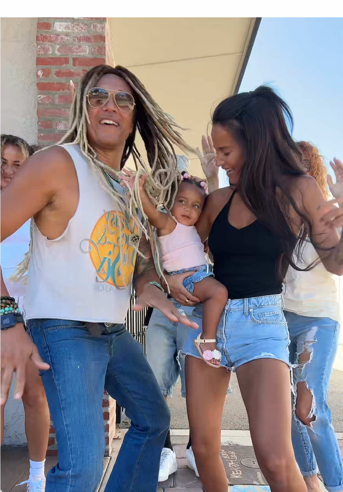 Familia 🤍 @Tori Green @212Rosebud @Sheri & Derek | Life Coaching 