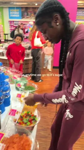 LOLLL candy lovers