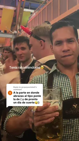 Replying to @grupoyoutube0 dios mío creo que este chico es un actor!! O se parece a un actor? Alguien me dice a qué actor se parece ?