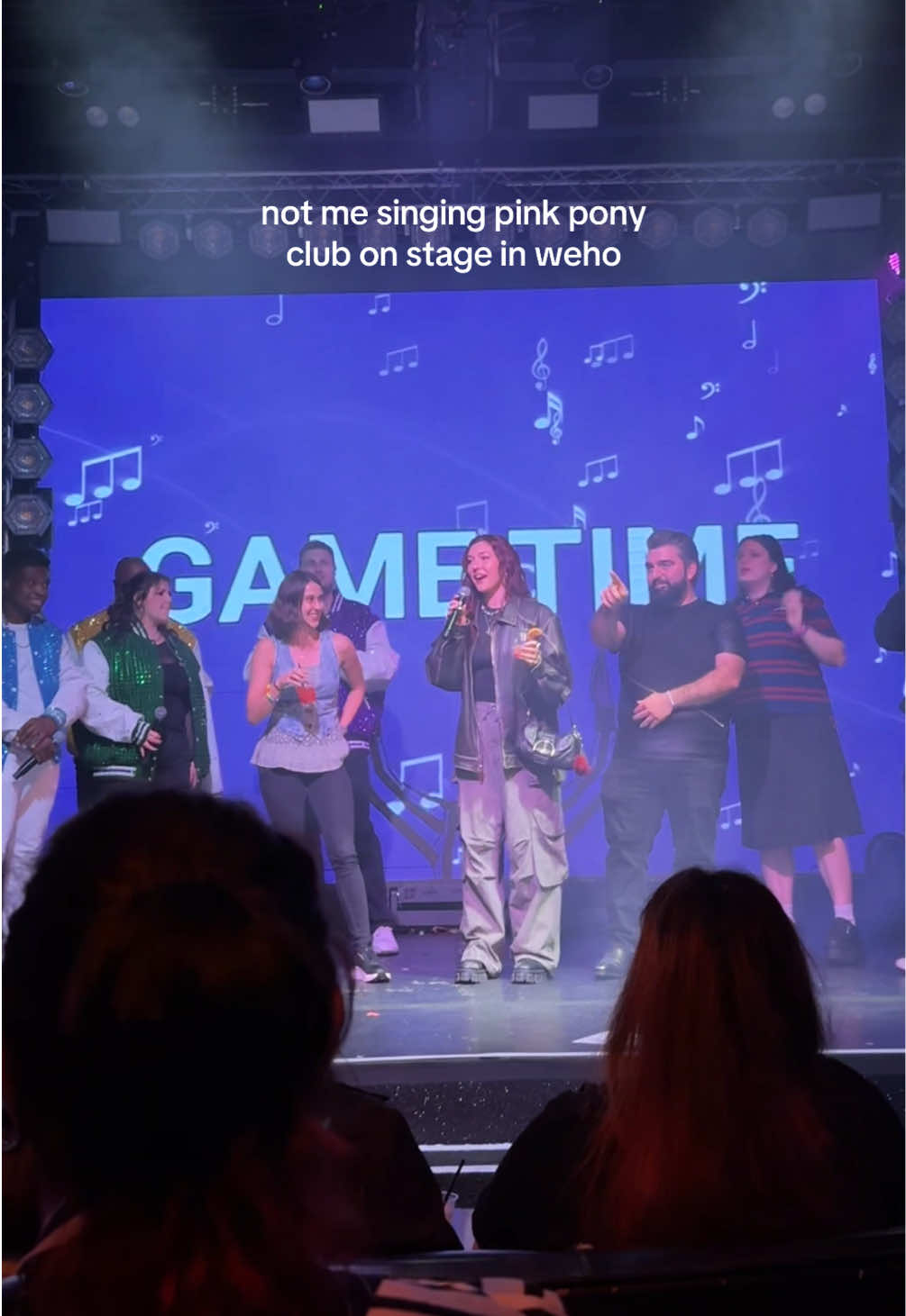 i love a spontaneous performance 🤏🏻 @chappell roan @The Trills 