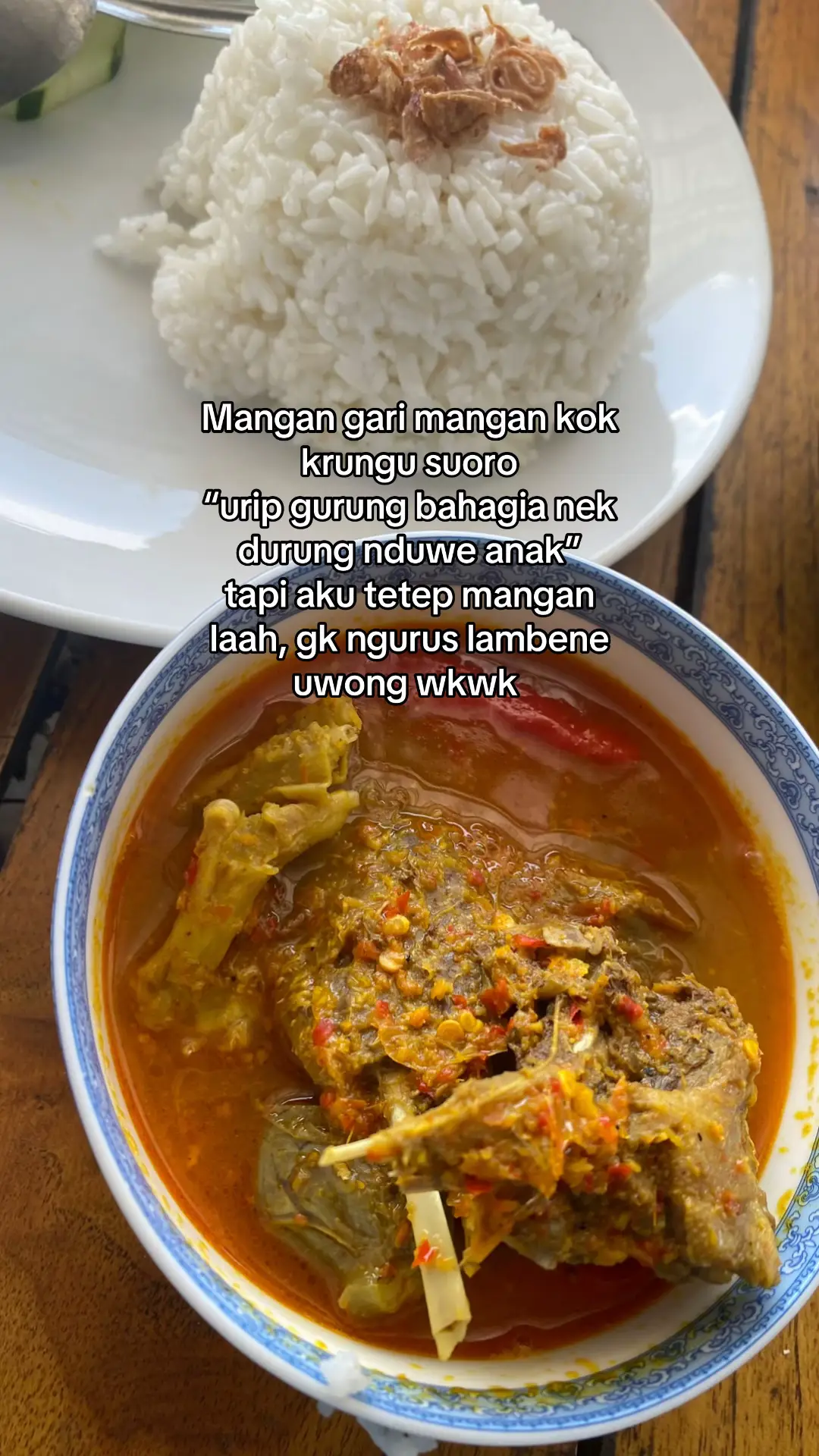 Sing ngomong dadak utange akehh!!! Cuihhh 😆  #pejuanggarisdua #jowopride #ceritakita #fyp #makan 