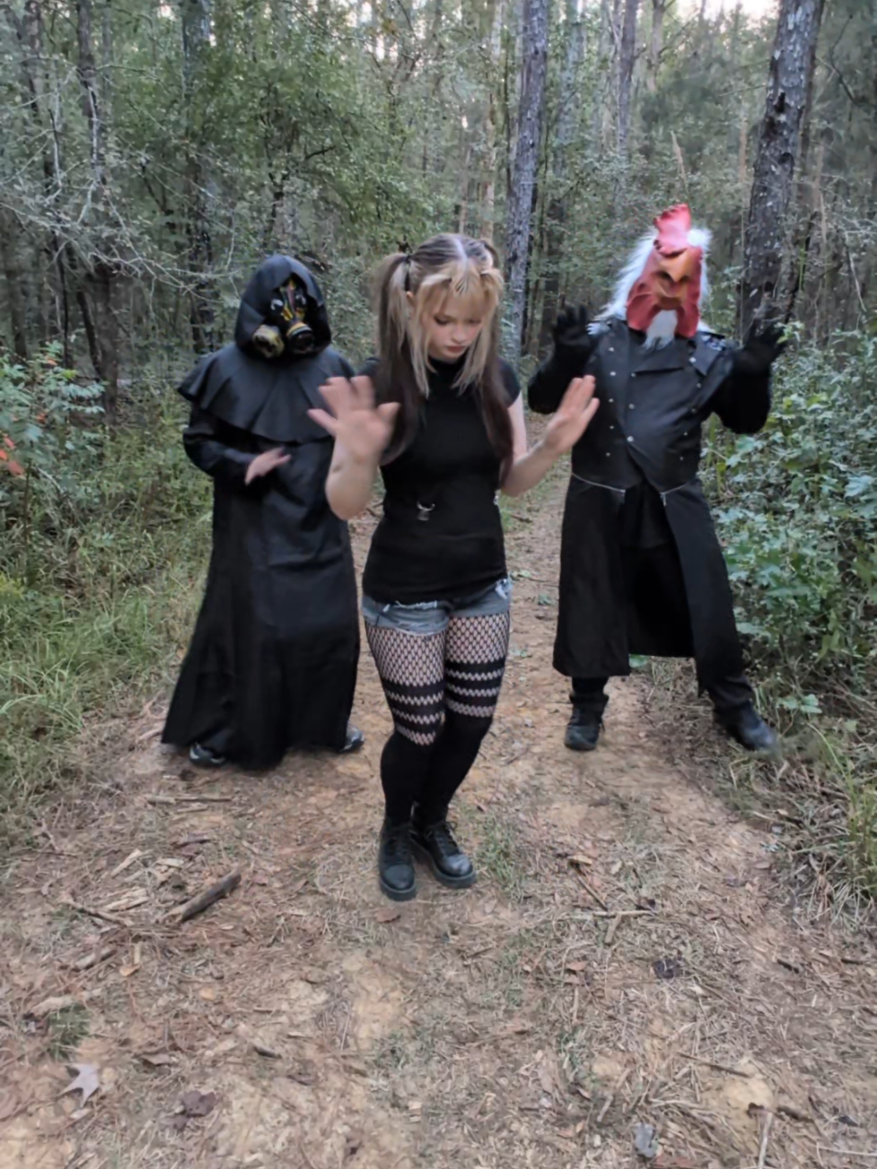 Thank you guys for  70k #viral #dance #halloween #trending #wlw  @MaskedSchizo @davidloigos 