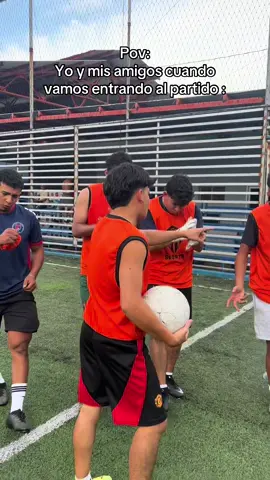 @Zamir Ortiz @Soycordova7@memo🥷🫡 Salimos peleando😂😂#viral #paratiii 