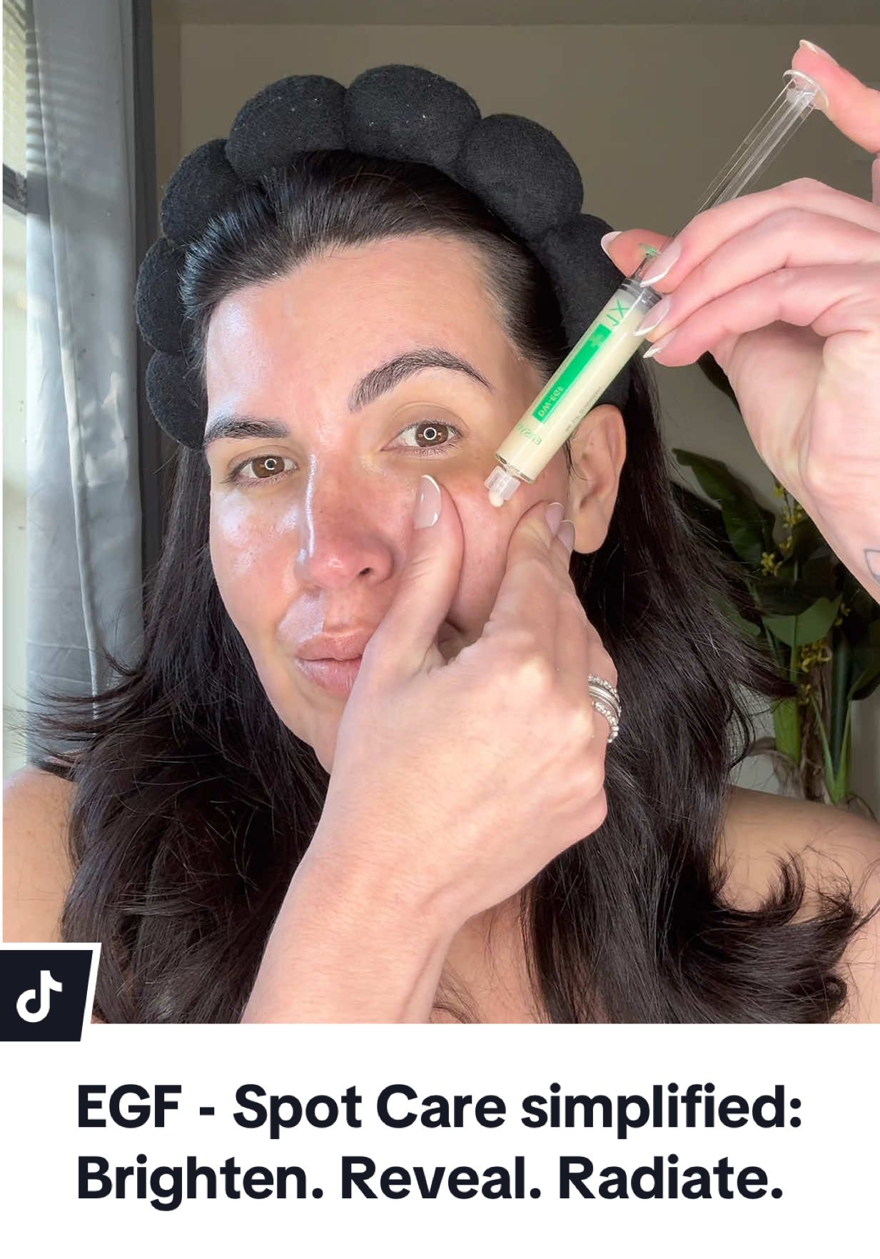 Protein-Powered Renewal: Infuses skin with essential proteins to boost regeneration Stronger Skin Foundation: Fights melanin while reinforcing skin’s natural recovery power! #easydew #egf #acnescars #darkspots #kbeauty  @easydew global 