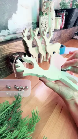 Reindeers #diychristmas #diyhomedecor 