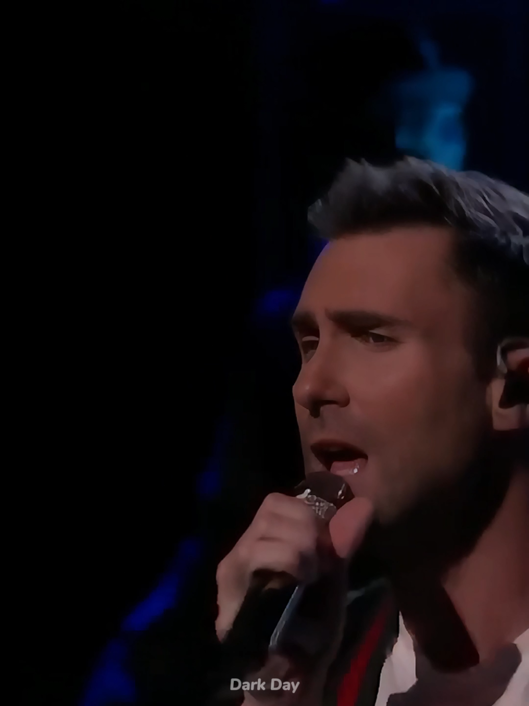 R. City - Locked Away ft. Adam Levine . . . #adamlevine #lockedaway #letras #concierto #fypp 