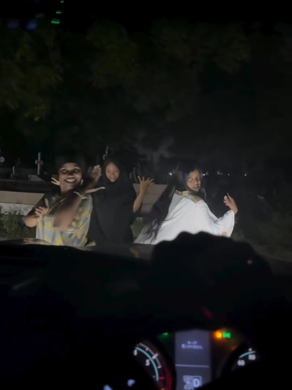 CHALLENGE ACCEPTED UPANDE HUU🤭 @diamondplatnumz @wcb_wasafi  RAHA BWANA👌🏻🫶🏻❤️ #tanzaniatiktok #tiktokkenya🇰🇪🇰🇪🇰🇪 #fyp #Nani #viral 