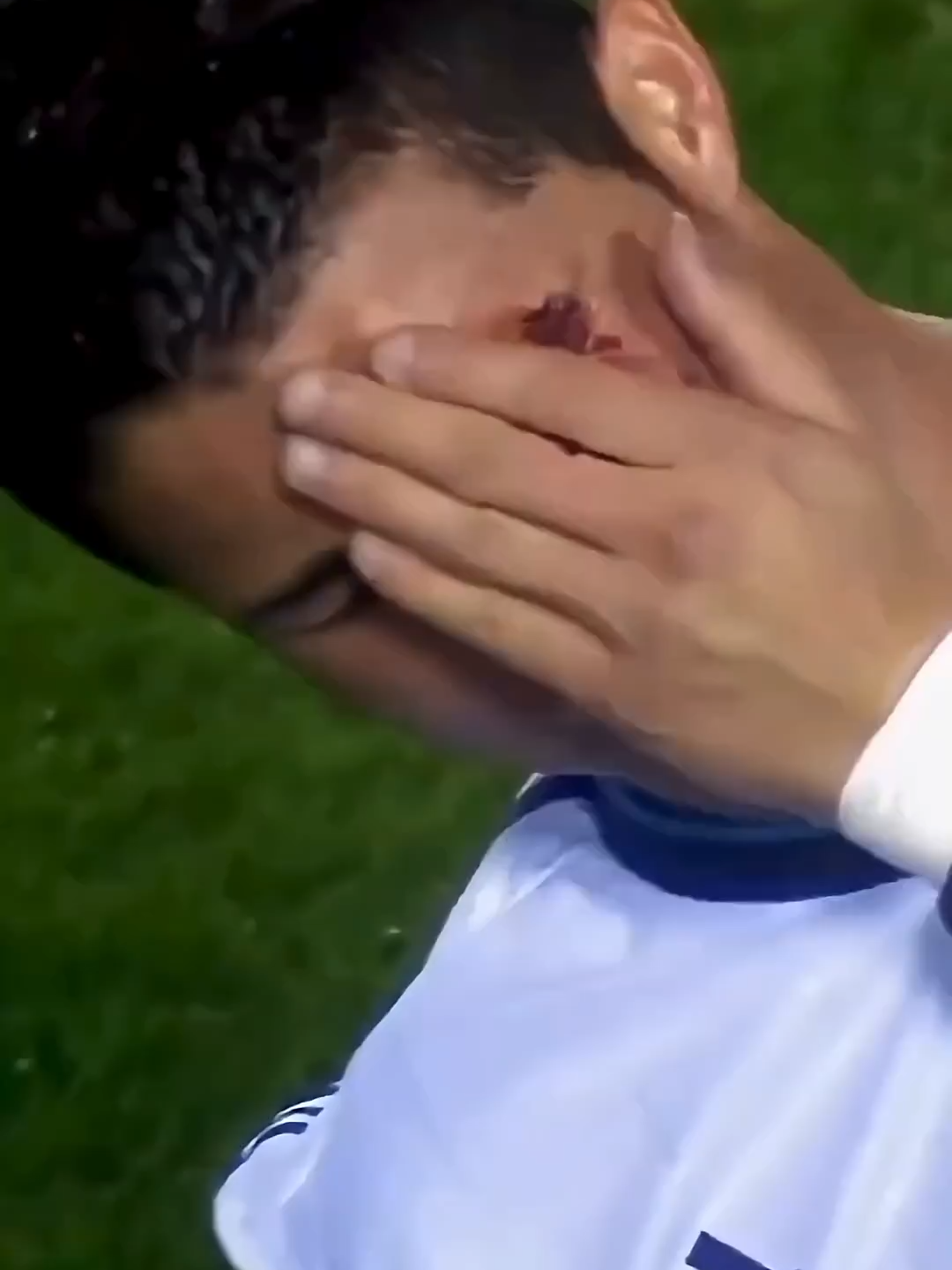 Os Sapatos de Ronaldo o Fizeram Ser Expulso… Mas a História Oculta Derreteu Corações!😱ll #ronaldo #georgina #viral