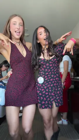 Never missing a good time ig🤷‍♀️🤷‍♀️ #outx #boomer #sooner 