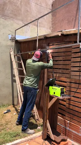 Máquina de solda muito boa já aproveita compra sua