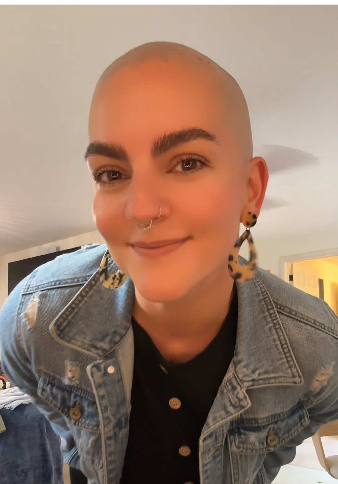 GRWM  Al final cambié de zarcillos/ pendientes 😅 Mi primer GRWM, denle amorcito 🥹❤️ #mamisinculpas #gocha #andina #grwms #baldwomen 