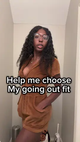Quick: help me pick an outfit for tonight! #goingout #goingoutoutfit #helpmechoose #OOTD #nightout 