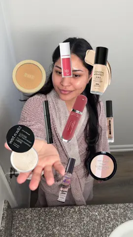 im definitely feeling bonita 🤭 I recreated @MATCHA’s GRWM videoo 🫶🏻 brands shown: @Milani Cosmetics @elfcosmetics @wetnwildbeauty @Revlon Cosmetics @Mary Kay U.S. @Mary Kay Inc. @prosaproductosnaturales #microinfluencer #grwm #makeuptransition #latina #tloasg 