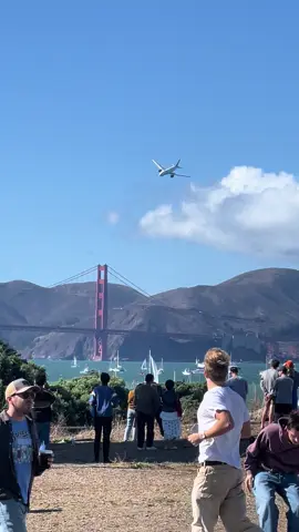 #sanfrancisco #fleetweek #planes #flying
