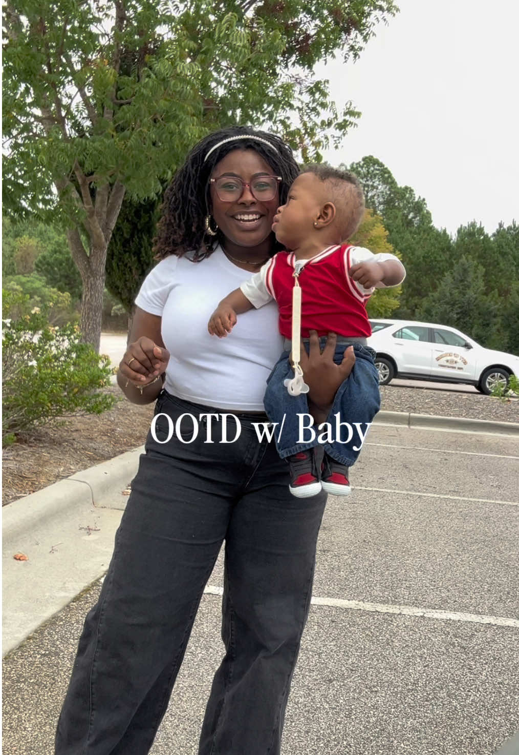 We walked out the house and was like ouuu sweater weather has arrived! #OOTD #babyootd #postpartumfashion #walmartfashion 