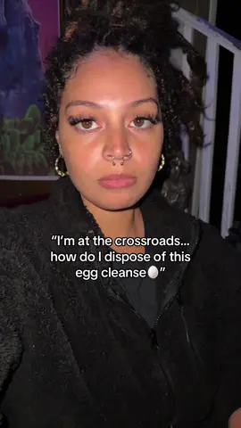 Spirit said throw dat mf 🥚🧿#releaseit #eggcleanse #fyp #kingclairvoyant #spiritualtip 