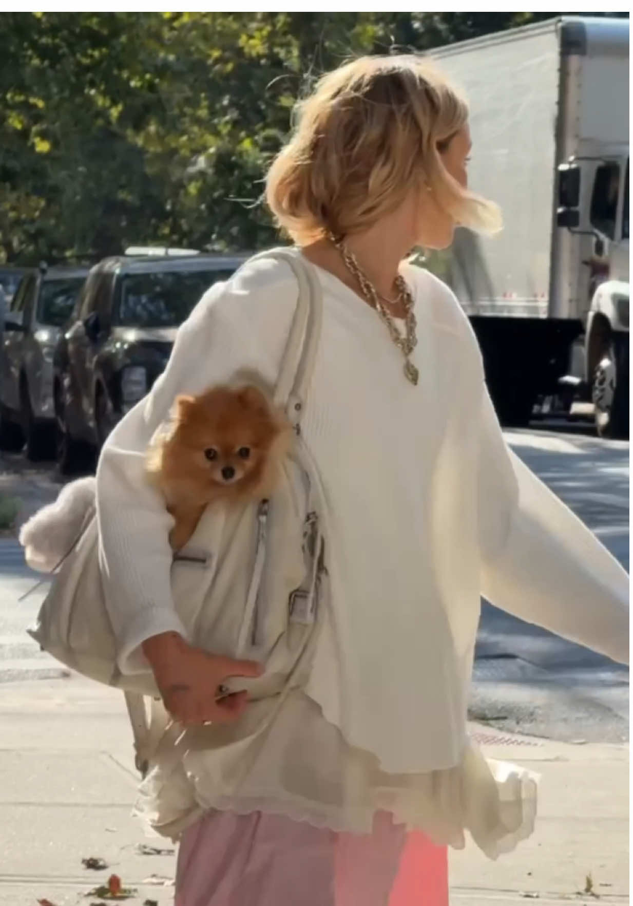 @Linmix in the Blake Thermal & Forever Young Bloomers. Link in bio to shop #freepeople #outfitideas #holiday #cozy #dog 