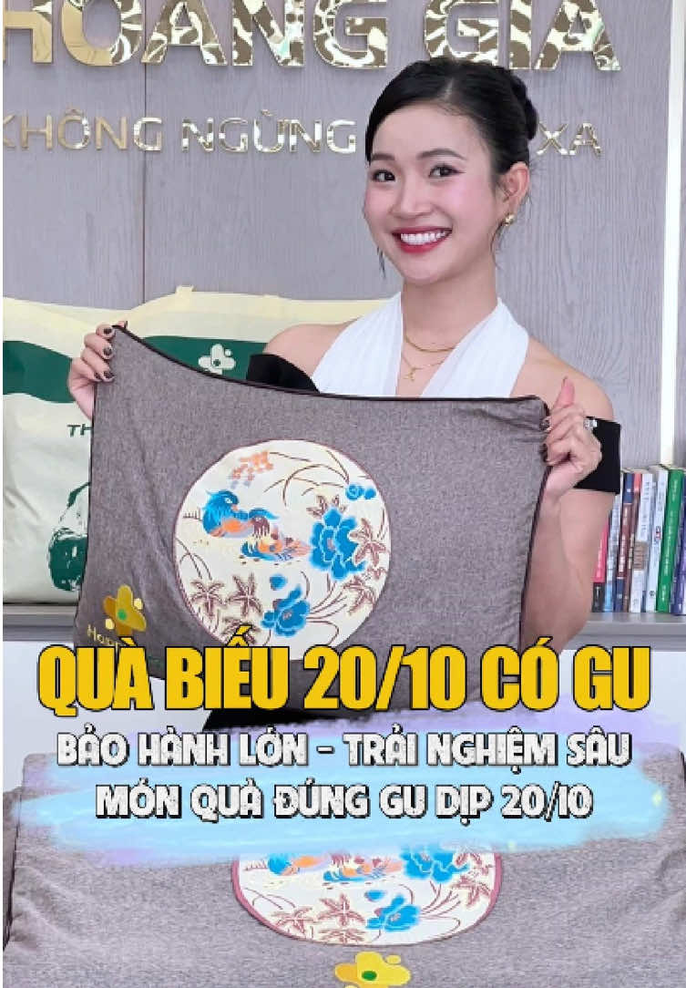 Bảo hành lớn, trải nghiệm sâu với combo gối thảm nhà Happy Life, quà biếu 20/10 có gu dành cho những người phụ nữ thân yêu #hoangthinhan #happylife #thamngaicuu #20_10 #chamsocsuckhoechudong 