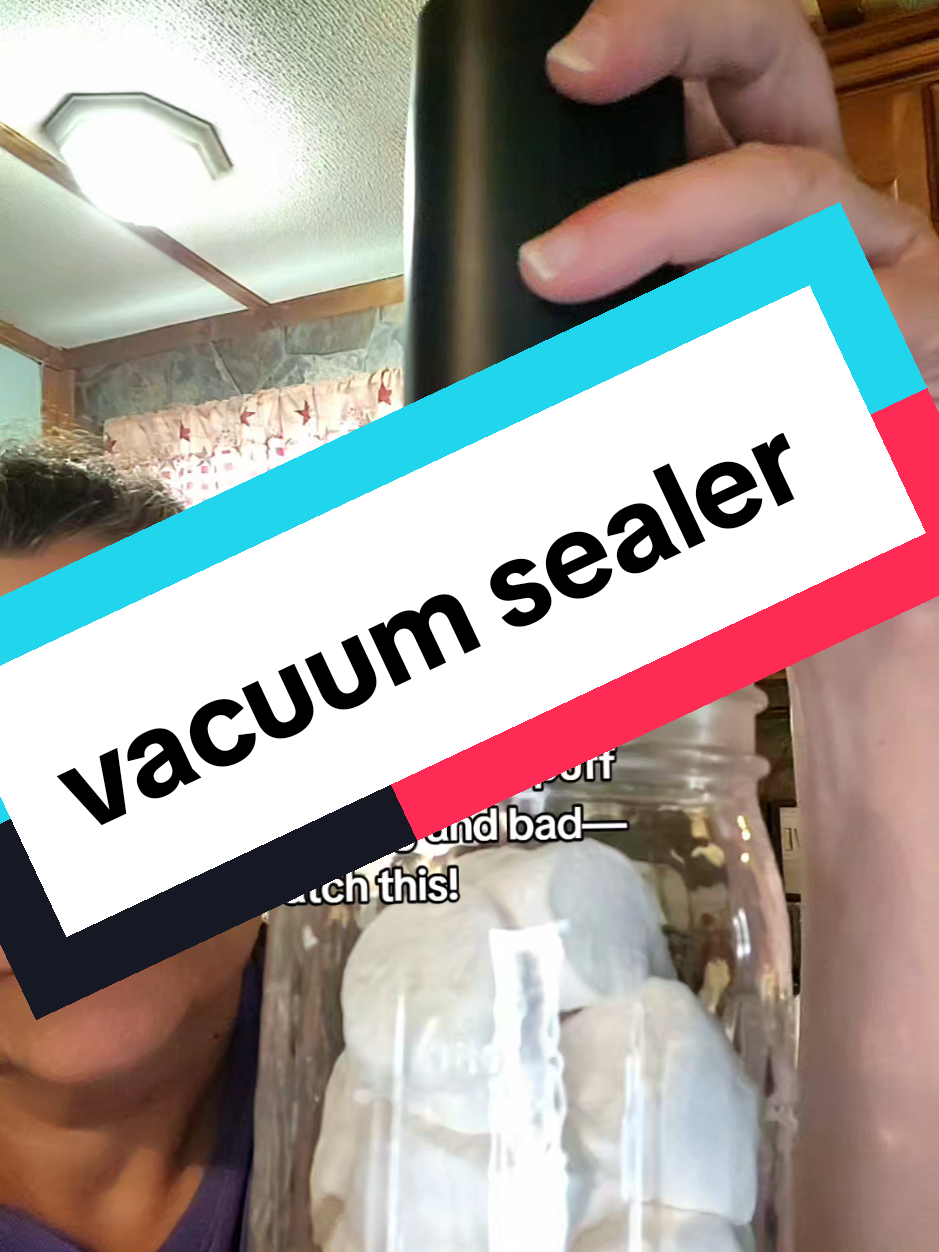 These marshmallows didn’t know what hit ‘em! 😄 This vacuum sealer is the coolest thing ever—keeps your food fresh and gives you a little kitchen entertainment! 💨 #VacuumSealer #thermomavenshop #masonjarvacuumsealer  #TikTokShop #thermomaven 