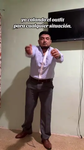 Si esta bueno este outfit,  jaja es broma pero si quieren no es broma #solocontenido #HUMOR #belanova #sparring 