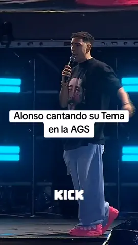 Alonso cantando su tema en la Ags #paratii #alonso #coscu #ags 