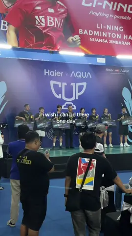 My dream🥺 #badminton #badmintonindonesia #podium #badmintonlovers #smash 
