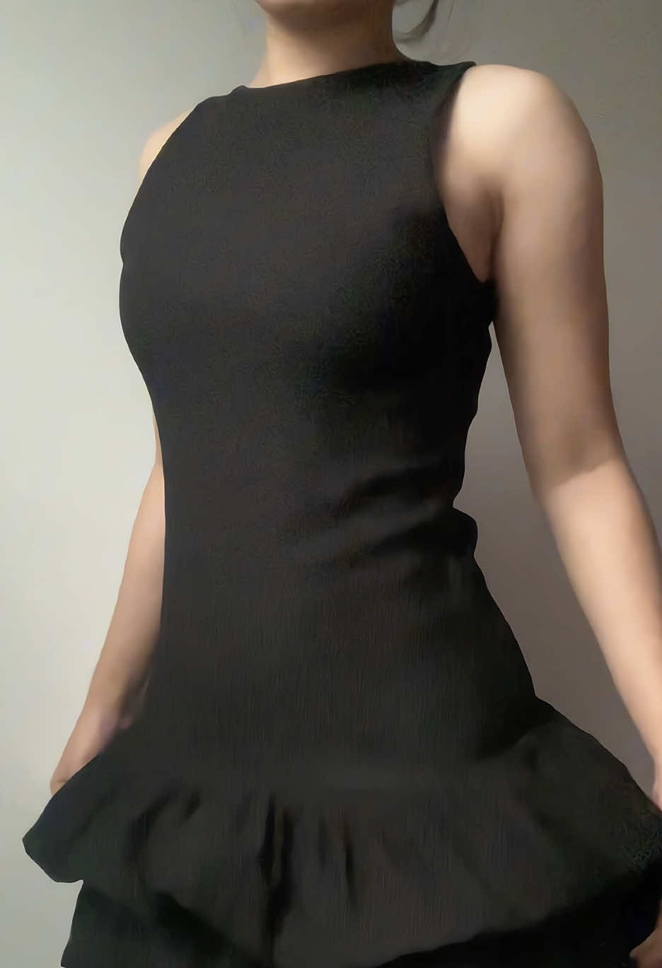 black classy backless dress ✨ #blackdress #backlessdress #fyp #primrosedress 