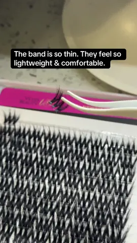 I did a light short Volume set. I used all size 10s #lashclusters #lashestutorial #diylashes 