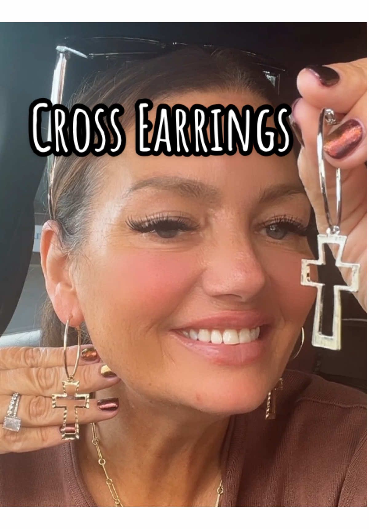 😍✝️✝️ #crossearrings #jewelry #earringslovers #womensjewelry #accessories 