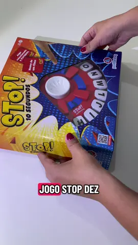 🎯 Jogo STOP 10 segundos  Pensa rápido e responde antes do tempo acabar! ⏱️ O jogo sorteia uma letra e você tem apenas 10 segundos pra dizer uma palavra que comece com ela, de acordo com o tema da carta! 😄 🧠 Benefícios: ✅ Estimula a atenção e o raciocínio rápido ✅ Amplia o vocabulário ✅ Incentiva a interação e a socialização 💛 Diversão garantida para crianças, adultos e idosos! As cartas são frente e verso, com vários temas diferentes, deixando cada rodada ainda mais animada! 📍 Disponível na Copiarte Piratini 💛  #jogos #alternativabrinquedos #stopgame #diversãoeaprendizado 