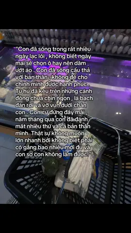 “Đứng trước ngã rẽ 18 tuổi thật sự con không biết mình lựa chọn có đúng không . Đó là lựa chọn sáng suốt hay là những ý định nhất thời của một người mới tập tành bước đi ra đời . Vì quá mông lung trước lựa chọn nên luôn có những cảm xúc suy nghĩ tiêu cực , yếu lòng trước cuộc sống hiện tại . “ -Bạn đang trong quá trình cố gắng vậy nên những điều tiêu cực xuất hiện là bình thường , việc bạn cần là cố gắng vượt qua nó được . 1 hay 2 năm là điều bình thường bởi nó còn chưa đi hết 1 nửa cuộc đời bạn . Hãy cố gắng vì tất cả và cả bản thân chúng ta …!!🍀❤️ #xh #captions #cuocsong #cogang #duhocsinh 