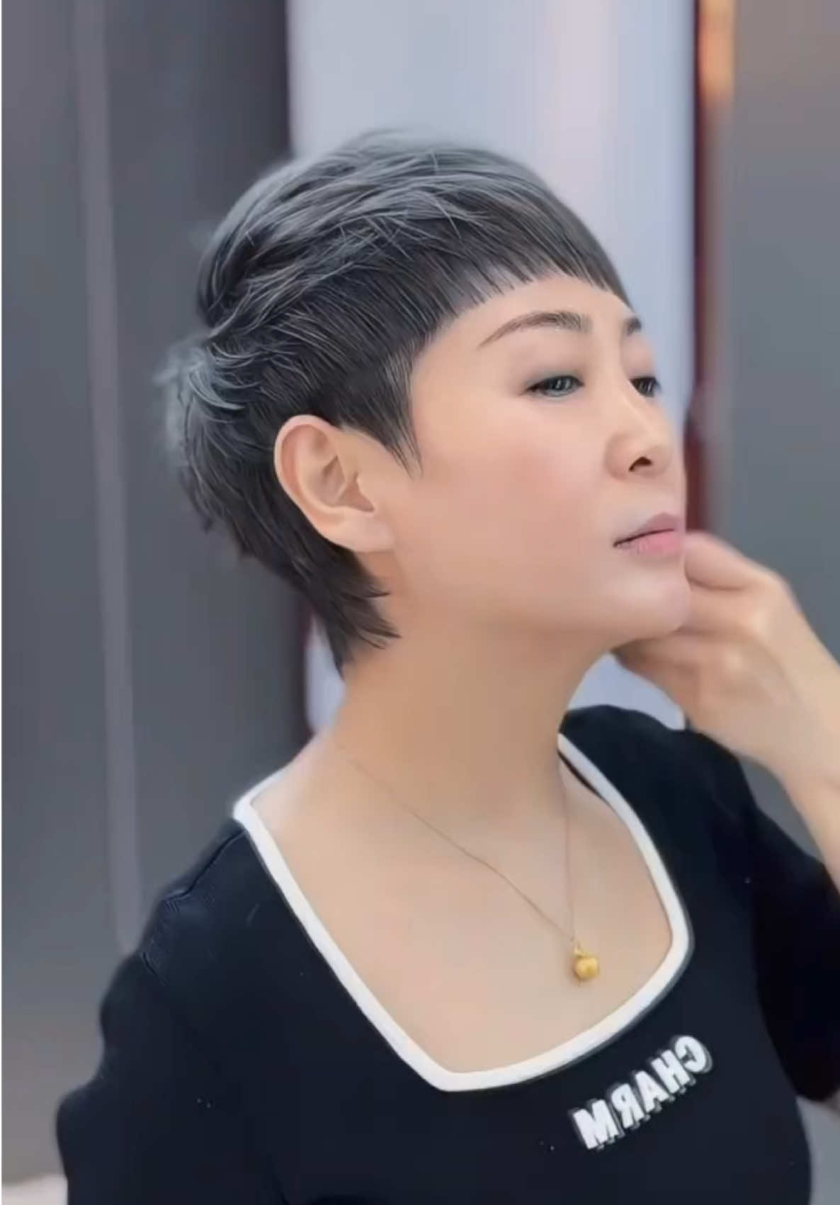 Bào cắt tóc tém ngắn phong cách #pov #xuhuong #creatorsearchinsights #cattoc #pixiecut 