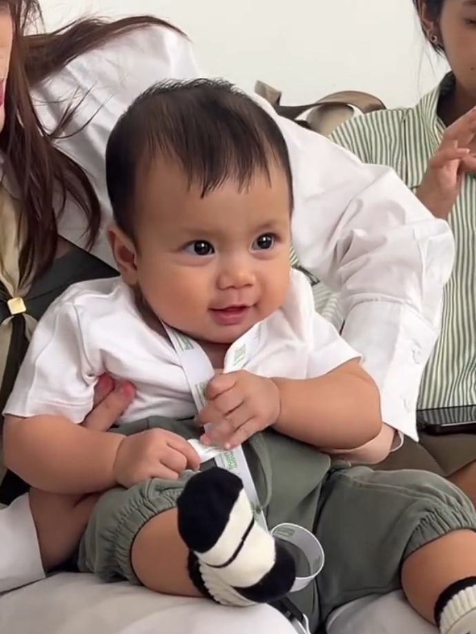 gemoy bgt cii?? #elzhard #elzhardrahadianaskara #elkerung #dedekbayi #masyaallah 