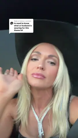 Replying to @Sydney God my husband is 🔥 Blake has such a lore y'all don't even know 😏😜 #cowboys #marriedlife #countryboy #wifelife 