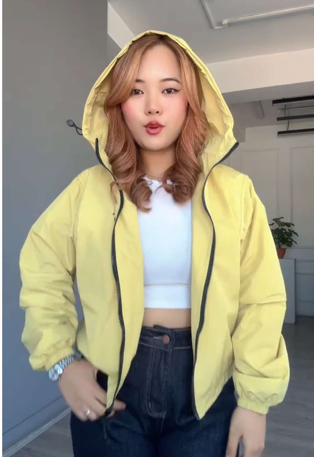 Colorful windbreaker #fyp #goviral #onlineshopping #creatorsearchinsights #onlinebusiness 