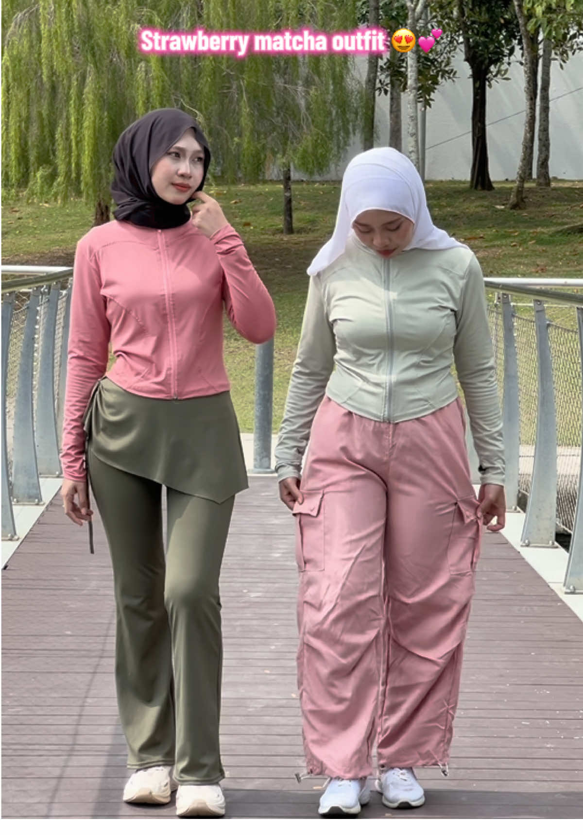 Siapa suka minum matcha strawberry? 😛💕#bootcutskirt #cargopants #sportjacket #jden #jdenmalaysia 