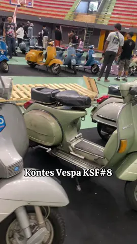 Kontes Vespa  #vespa #italy #scooter #piaggio #fyp 