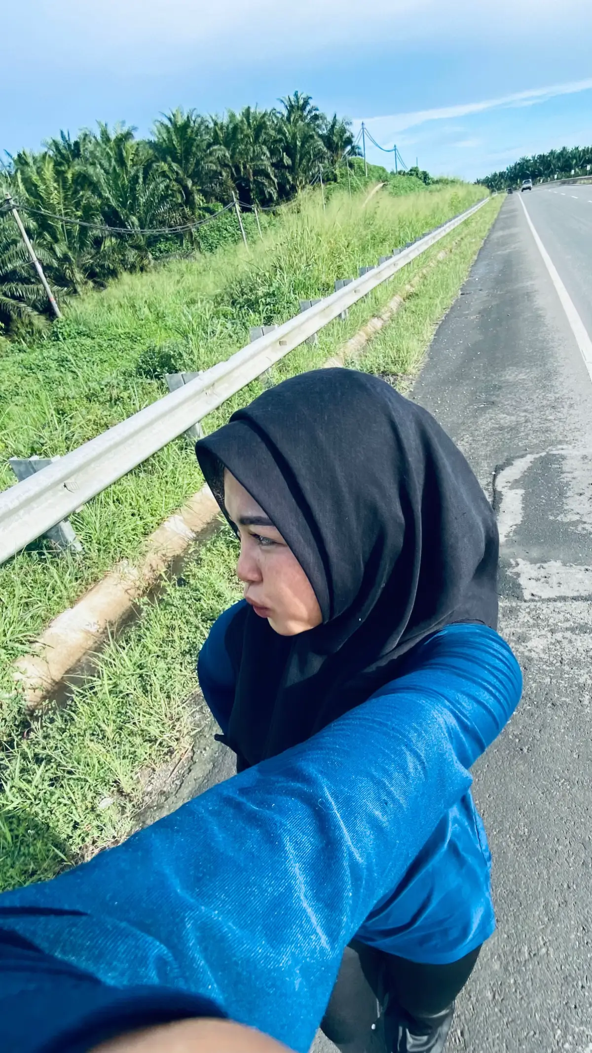dia sibuk kita menyibuk kan diri 😉 #4u #fypage #foryou 